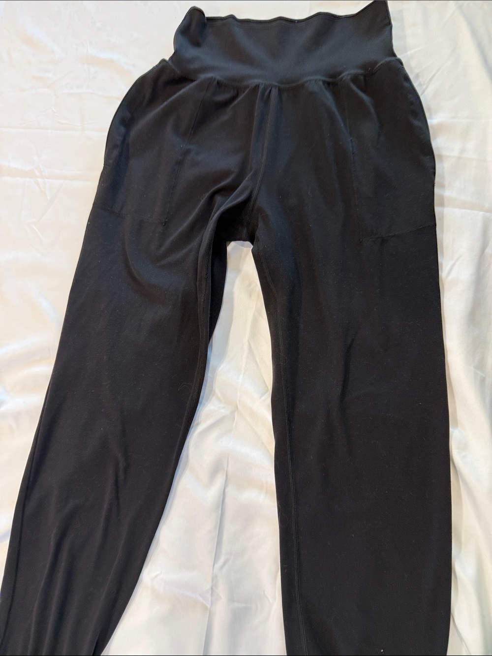 Athleta Black Salutation Jogger